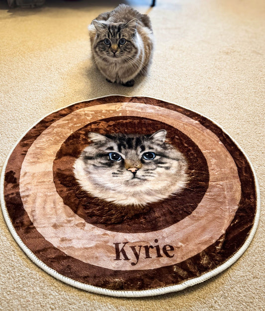 Iconic Pet Carpet image 1